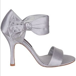 Nina Clova Sandals